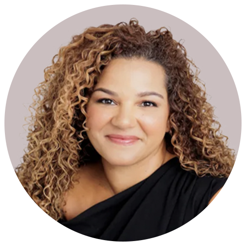 Courtney Plotts headshot